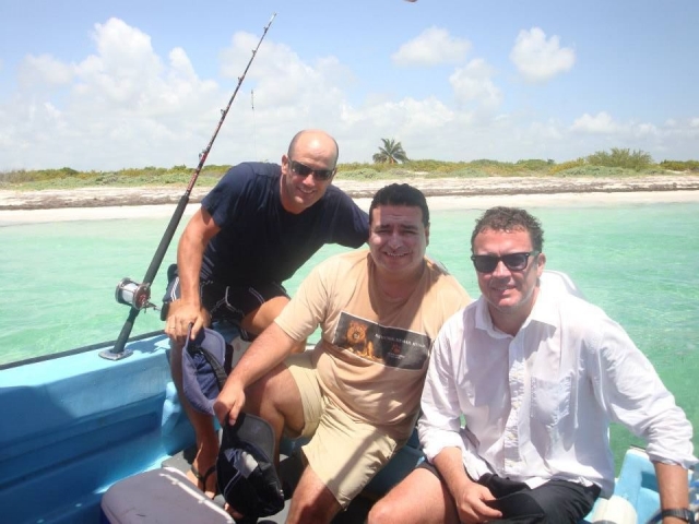 Bateau et lignes de pêche